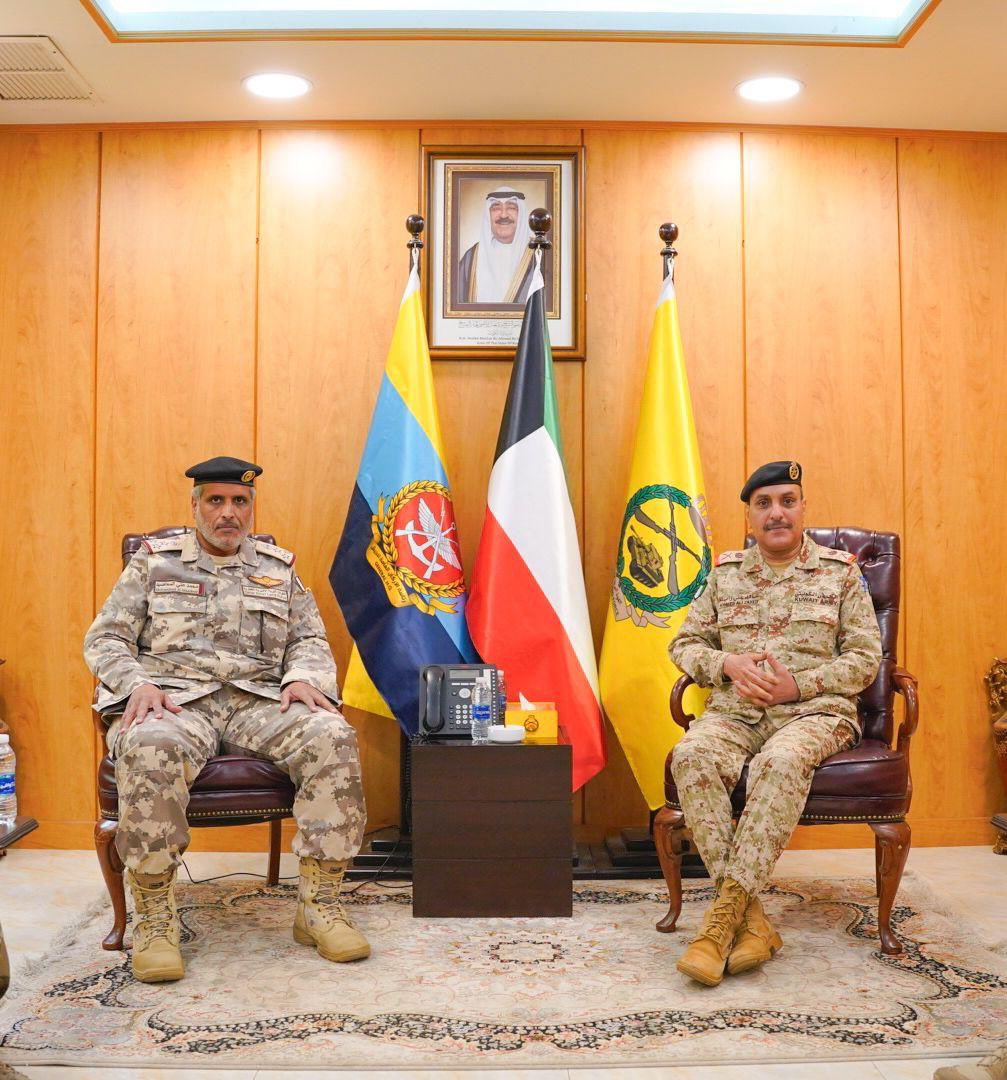 ختام الإجتماع التنسيقي النهائي لتمرين«فهود الصحراء / 3»

اختتم صباح اليوم الإجتماع التنسيقي النهائي لتمرين (فهود الصحراء / 3) برئاسة آمر القوة البرية اللواء الركن خالد علي زايد، وبحضور مدير التمرين العميد الركن محمد علي المعاضيد من القوة البرية لدولة قطر الشقيقة و مساعد آمر القوة