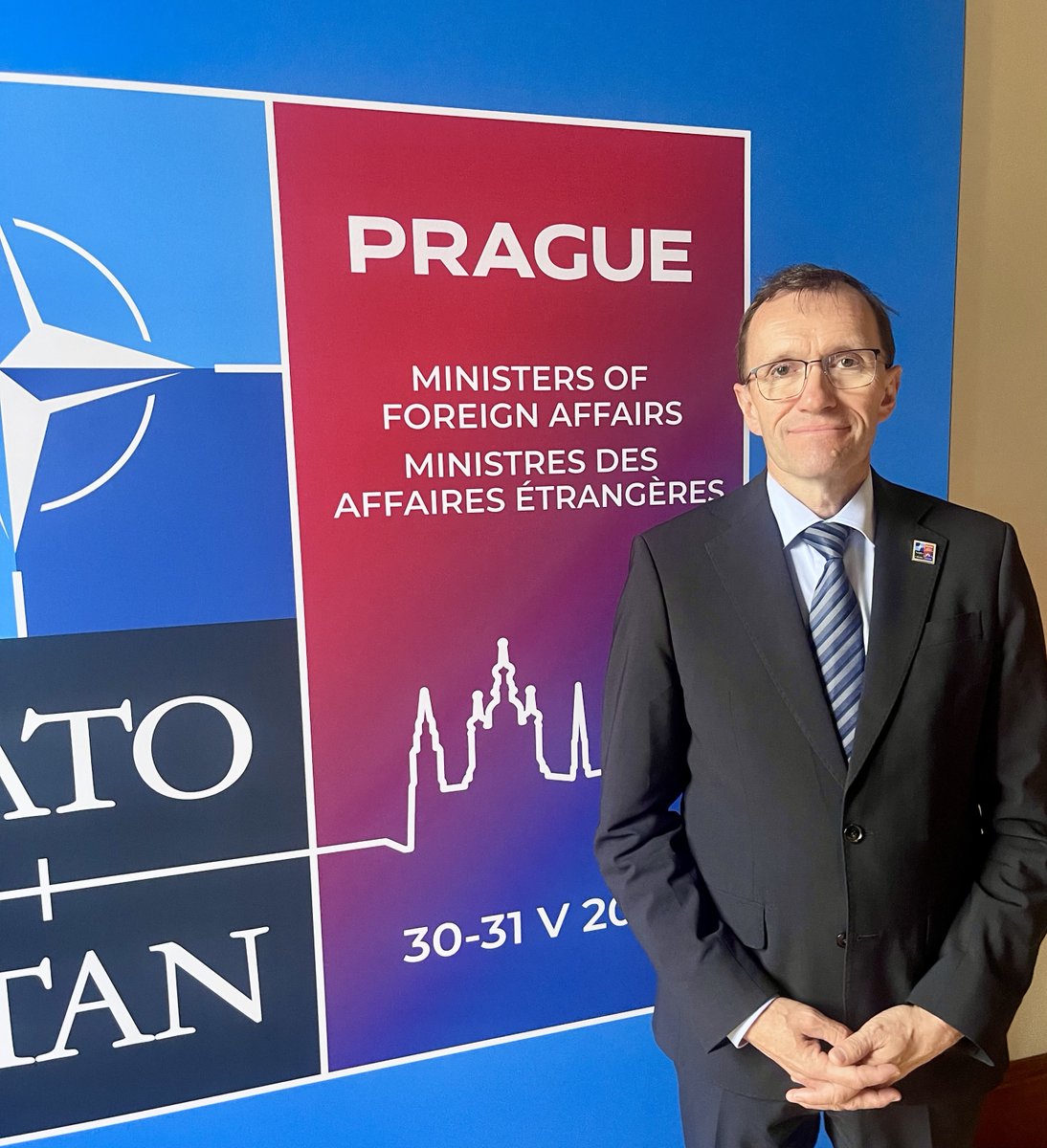 🇳🇴 Foreign Minister @EspenBarthEide in Prague ready to discuss the upcoming #NATOSummit and increased support to #Ukraine 🇺🇦 with 31 Allied colleagues. 
@NorwayMFA @NorwayAmbNATO #1NATO75years