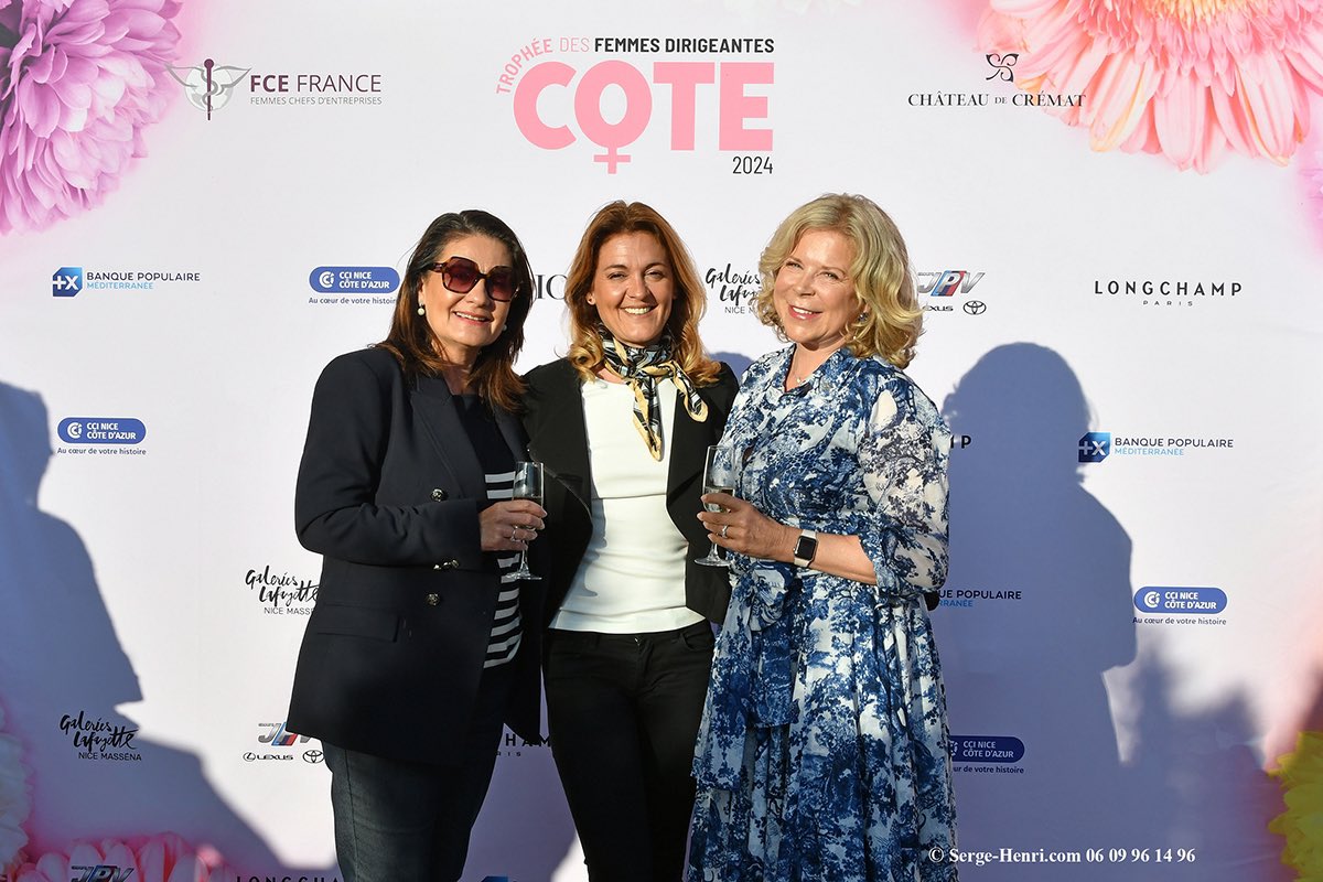 ✨ 𝗥𝗲𝘁𝗼𝘂𝗿 𝘀𝘂𝗿 𝗹𝗮 𝟰𝗲 𝗲́𝗱𝗶𝘁𝗶𝗼𝗻 𝗱𝘂 𝗧𝗿𝗼𝗽𝗵𝗲́𝗲 𝗖𝗢𝗧𝗘 𝗱𝗲𝘀 𝗙𝗲𝗺𝗺𝗲𝘀 𝗗𝗶𝗿𝗶𝗴𝗲𝗮𝗻𝘁𝗲𝘀 𝟮𝟬𝟮𝟰 ! ✨

Nous tenons à féliciter chaleureusement toutes les lauréates de cette édition 2024 et à remercier tous les participants.