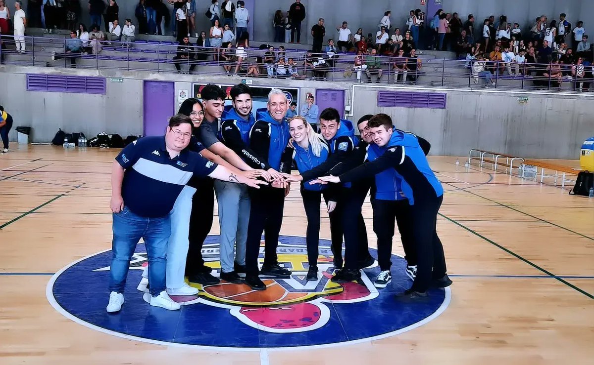 arbitrosfibt's tweet photo. II Encuentro de Selecciones Insulares 🇮🇨🏀

📆 30/05/2024

📍Complejo Deportivo Islas Canarias 

⏰ 11:30 Pre Cadete
⏰ 13:30 Pre Infantiles 

🏀🔵 &amp; 🏀🟡 https://t.co/2QwbM4t068