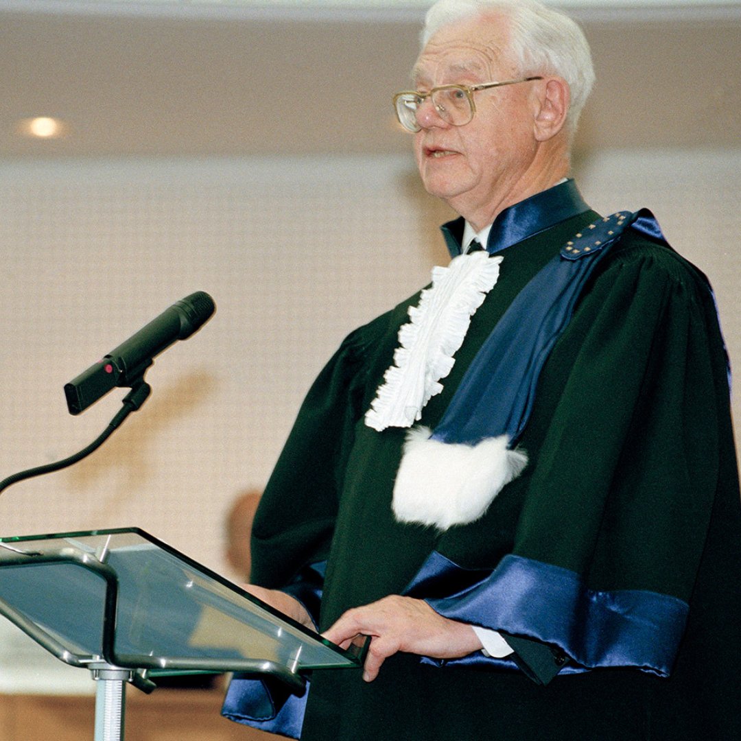 #OnThisDay in 1995, Rolv Ryssdal became the seventh President of the <a href="/ECHR_CEDH/">ECHR CEDH</a>.

Born in 1914, he was a member of the resistance during the Nazi occupation of Norway &amp; was imprisoned in 1943 until the country was liberated. ECHR delivered 630 judgements while he was President.