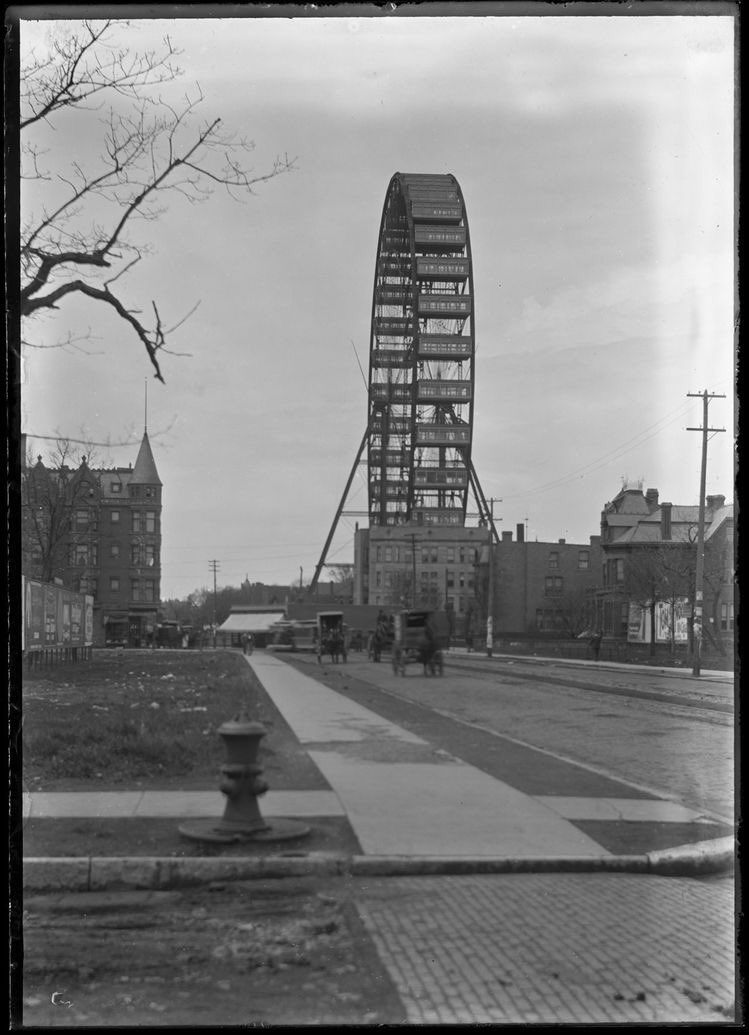 Ferris Wheel at Clark and Wrightwood, 1901, Lincoln Park, Chicago. The world’s first Ferris Wheel, which debuted at the Chicago Columbian Exposition of 1893, was moved to Lincoln Park in 1895 and remained until 1903. #ChicagoHistory ™️