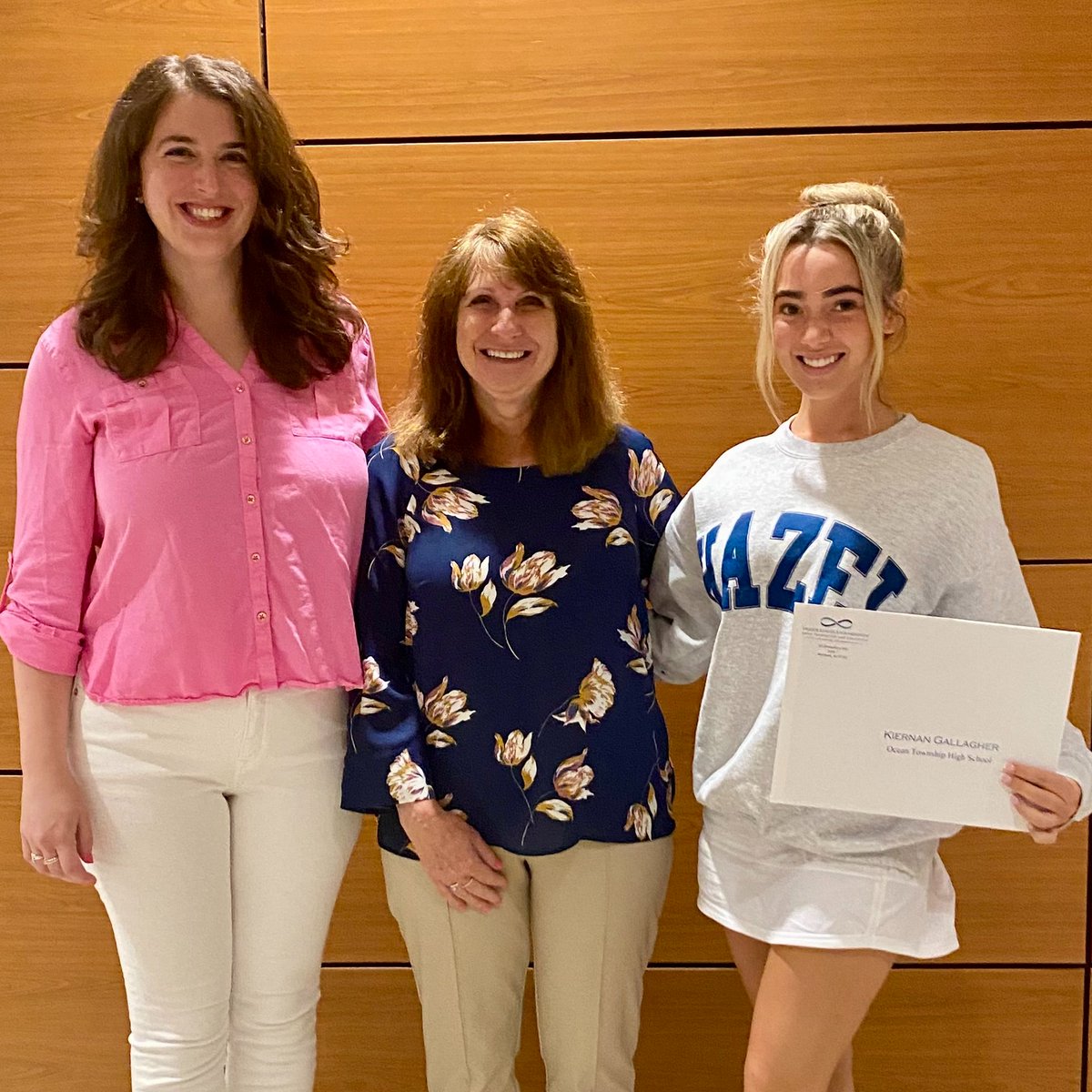 OTHS_Counselors (@oths_counselors) on Twitter photo The Tigger Stavola Foundation Scholarship was presented by Cathy Soya and awarded to OT Senior Kiernan Gallagher today. Congratulations to Kiernan! (L-R) Ms. King (School Counselor) , Ms. Soya, & Kiernan Gallagher #SpartanLegacy <a href="/A_DePasquale48/">Ocean Guidance</a> <a href="/MrsDKaszuba/">D Kaszuba</a> <a href="/Nmauroedu/">Nicole Mauro</a> The Tigger Stavola Foundation Scholarship was presented by Cathy Soya and awarded to OT Senior Kiernan Gallagher today. Congratulations to Kiernan! (L-R) Ms. King (School Counselor) , Ms. Soya, & Kiernan Gallagher #SpartanLegacy <a href="/A_DePasquale48/">Ocean Guidance</a> <a href="/MrsDKaszuba/">D Kaszuba</a> <a href="/Nmauroedu/">Nicole Mauro</a>