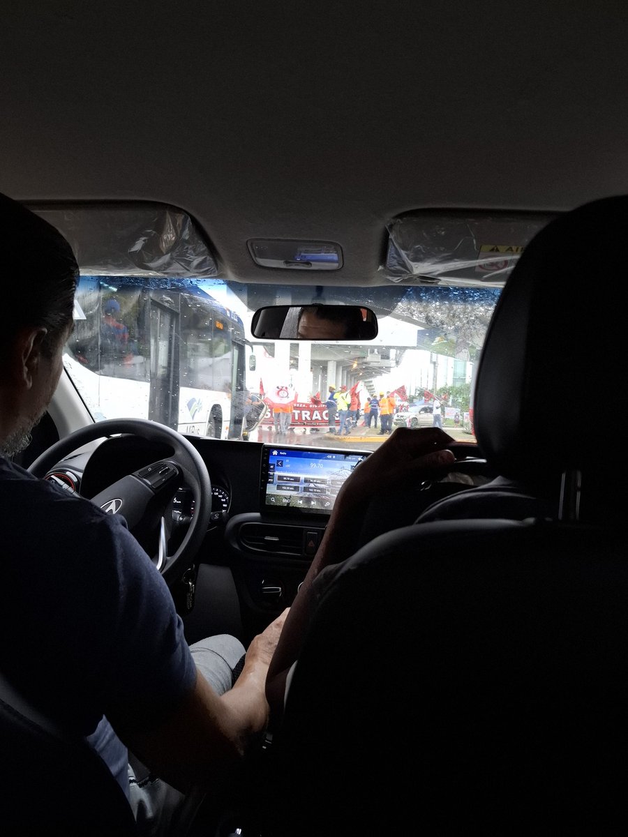 Notesoskr's tweet image. Uno tarde al trabajo y estos del #suntracs aqui, todo porque ellos ya estan en el suyo🤦‍♂️.