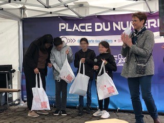 Palmarès du concours #YesWeCode à #Bourges dans le cadre de "Place du numérique" du #CRIJ <a href="/RCValdeLoire/">Région Centre-Val de Loire</a> 
🏆 Prix de <a href="/Fond_CGenial/">Fondation CGénial</a> pour le collège Jules Vernes
🏆 Prix des élèves au lycée Pierre-Emile Martin
🏆Prix spécial du jury au collège Victor Hugo
Bravo à tous 👏👏👏