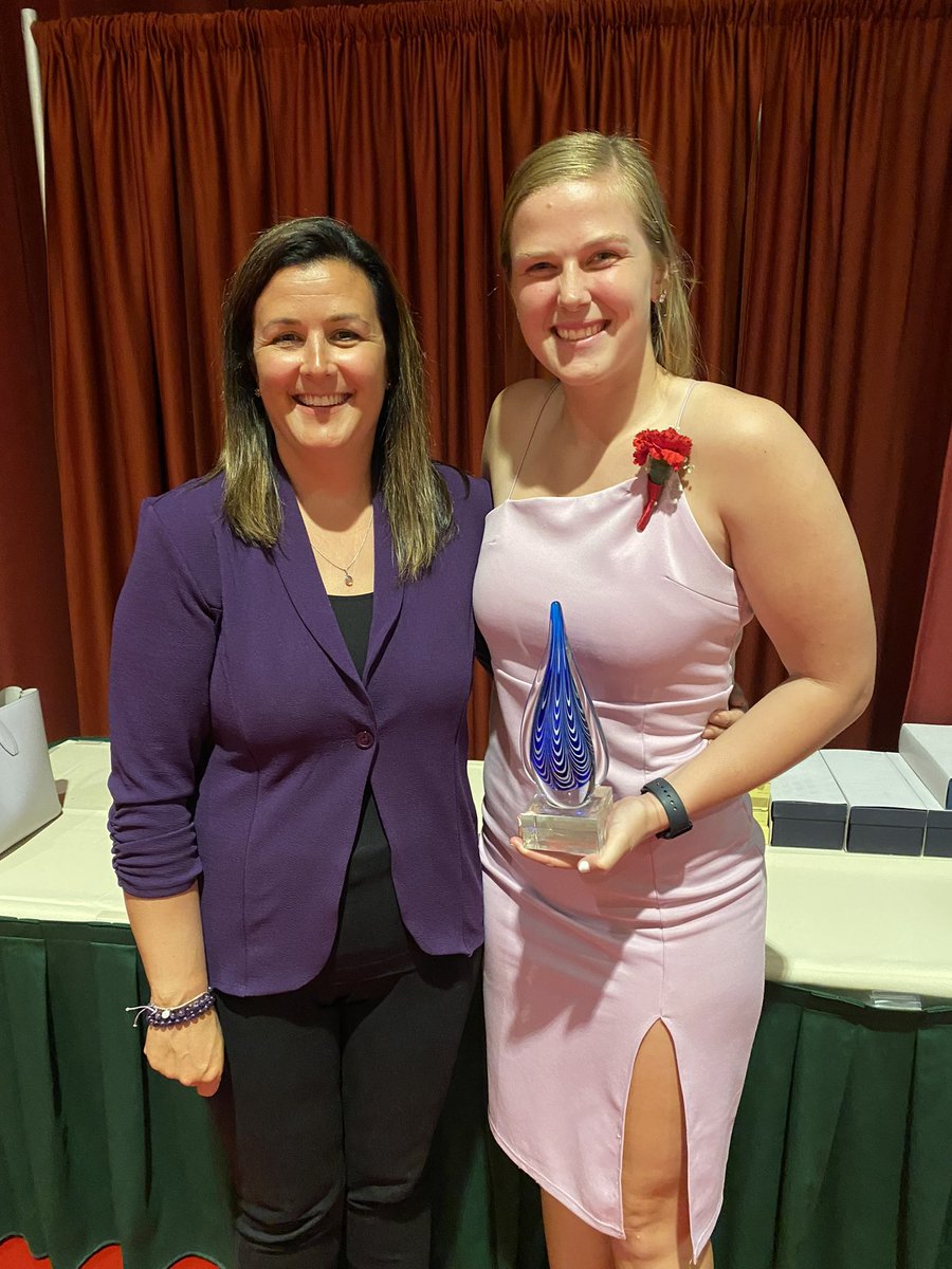 UWWWomensHoops's tweet photo. Congratulations to Aleah Grundahl who was honored last night for being named Madison’s Sportsperson of the Year. Another amazing accomplishment and a testament to all your hard work. We are so proud of you! 

#PoweredByTradition || #d3hoops https://t.co/UlfaY7ZKNy