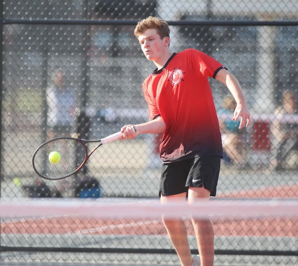 Some action shots from yesterday’s convincing win over Amherst/Pelham in the round of 32. Thank you <a href="/JoshuaRossPhoto/">Joshua Ross Photo</a> and <a href="/AnchorHingham/">Hingham Anchor</a> for the great photos!   
Longmeadow next up in the round of 16!
