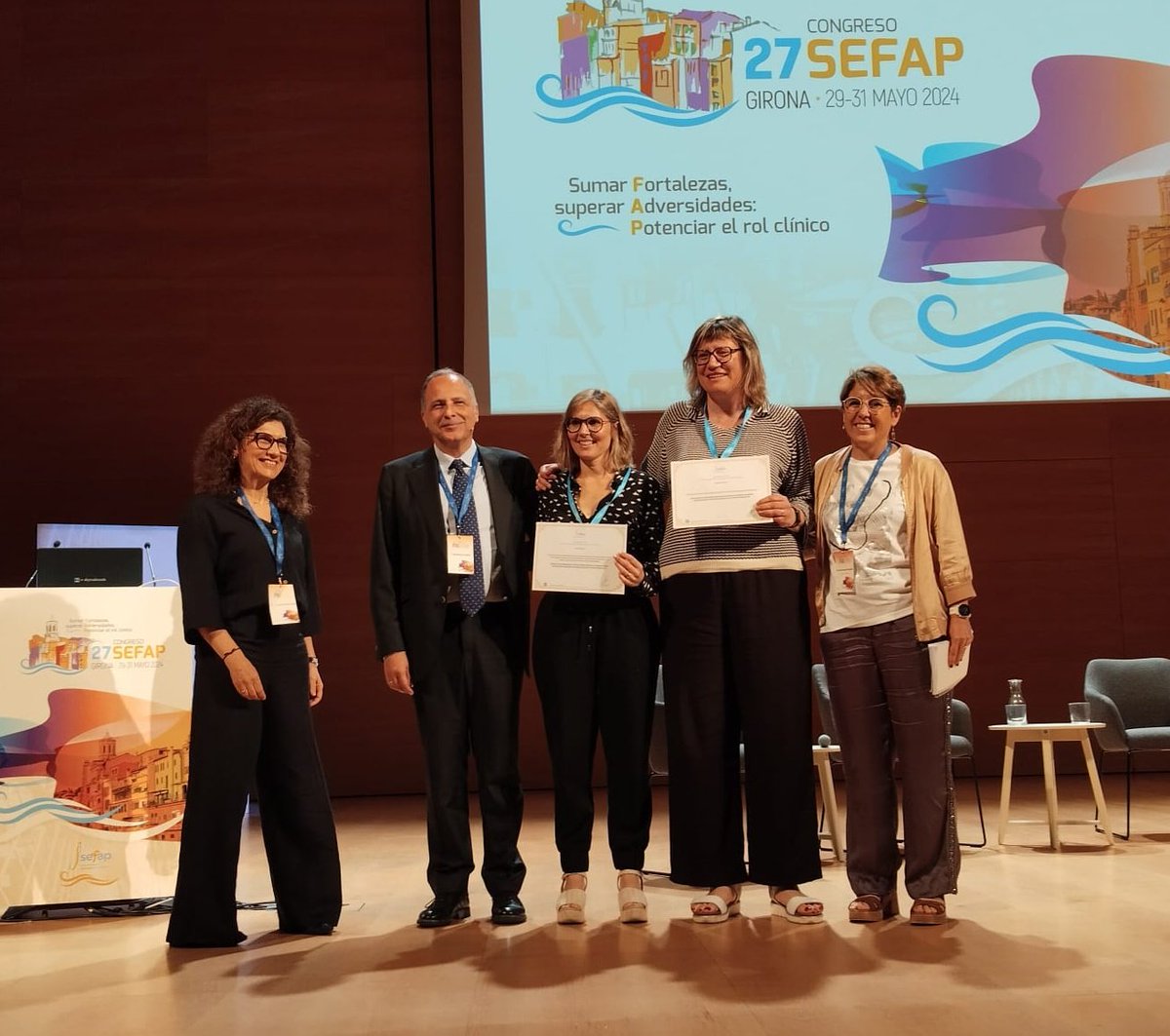 Enhorabuena a las premiadas con el Premio Investigación SEFAP 2024 <a href="/patxcarito/">carol rovira</a> y <a href="/apellicerj/">Àngels Pellicer</a>
#PotenciarRolClinicoFAP