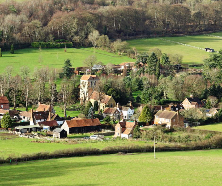 Join us this sunny Sunday on this hilly, 5.5 walk with lovely views of the Chiltern countryside.  Finish the walk with a delicious lunch at the  Grouse & Ale pub (booking advised) Booking is essential 👉bit.ly/3yPRgqb.