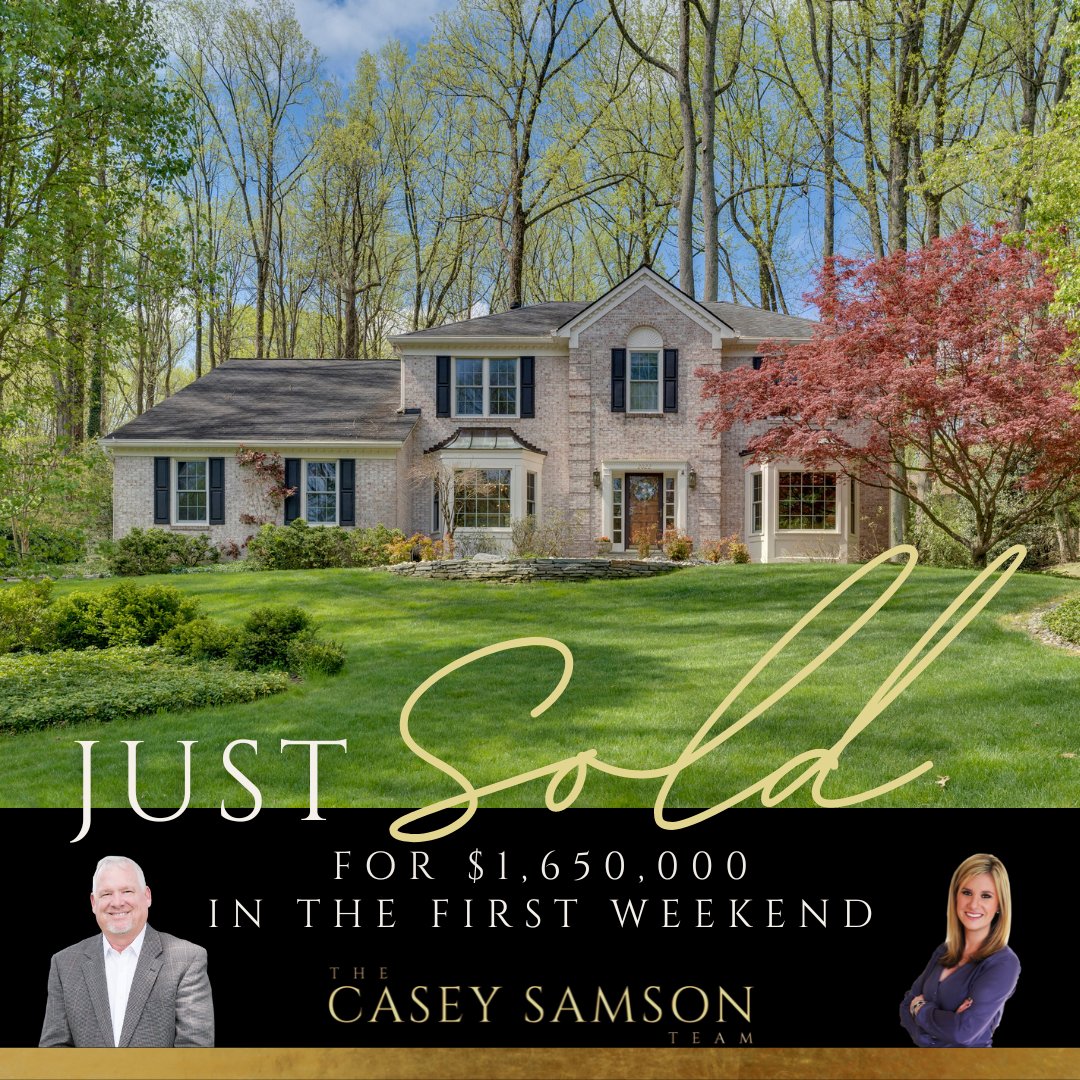 #JustSold in #ViennaVA! $1.65M, above asking, in 1st weekend! Thanks to our #homesellers for trusting us. 🏡💼 Thinking of selling? Contact our team of experts today caseysamson.com

#RealEstate #SoldAboveAsking #SellWithUs