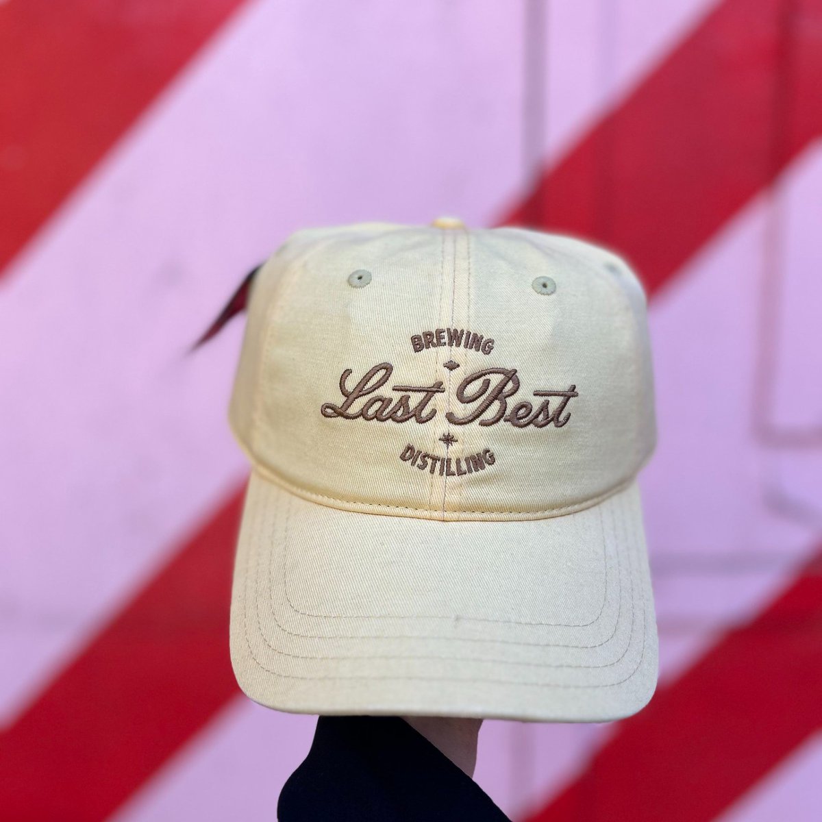 lastbestbrew's tweet photo. Some new lids have arrived at the pub. Which are you choosing? 👀 #LastBest #NewMerch https://t.co/gweA6ebuDj