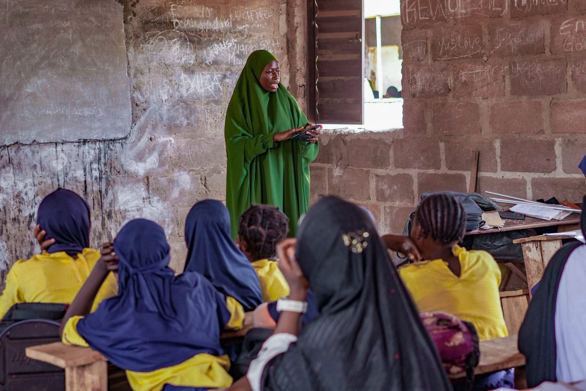 Gem_Roheemah's tweet image. and teach the student the use of &quot; DIGITAL TECHNOLOGY FOR BETTER MENSTRUAL HEALTH,  and importance of keep the menstrual cycle in track.

#MenstrualHygieneDay #webfala #STEMInnovation #menstrualcycle #menstrualhealth #tech