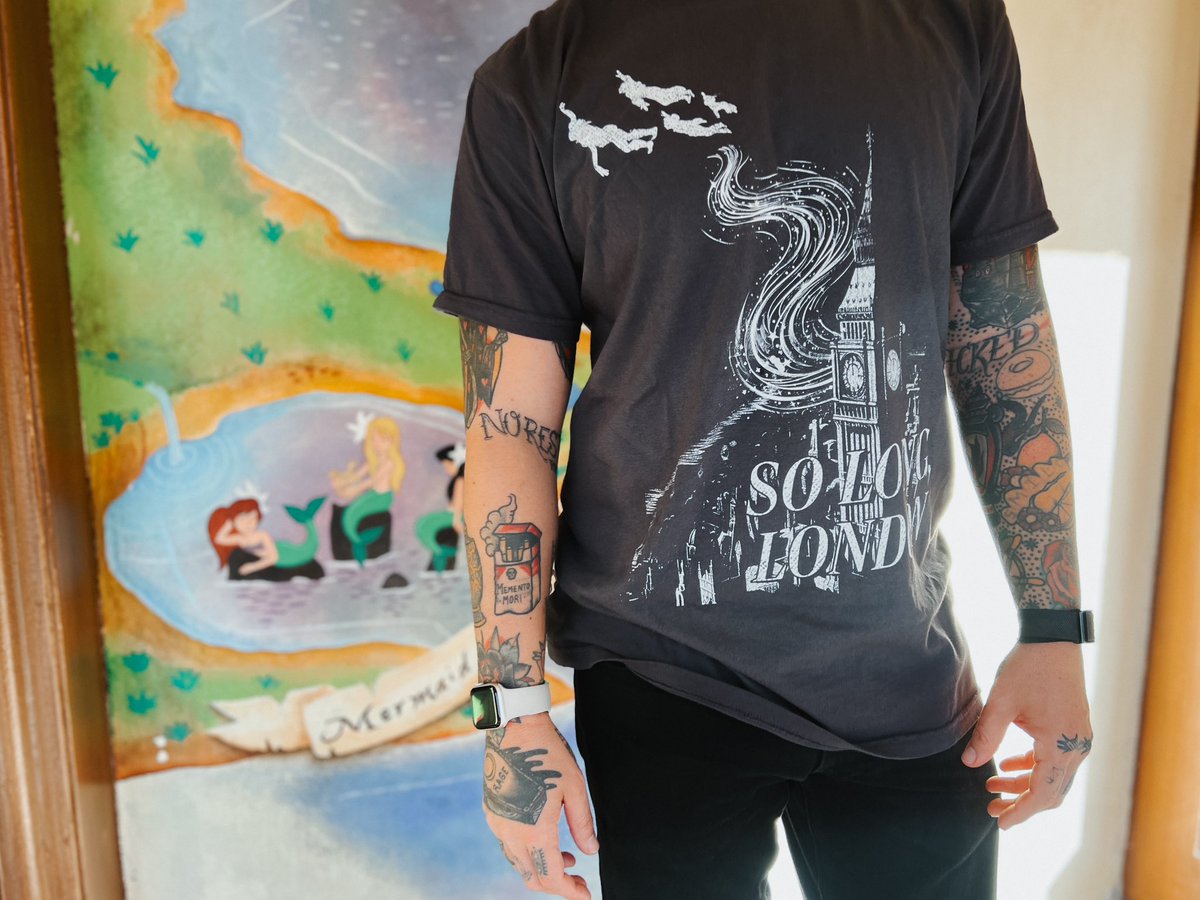 LostBrosTweets's tweet photo. LOOK WHAT’S BACK!!!! TTPD X Disney (Cody’s Version) is BACK IN STOCK NOW!! we’ve got:
- So Long, London
- But Daddy
- Florida!!! It’s killing me!!!
#ttpd #disneymerch #ttpdmerch https://t.co/YocyFJiUjd