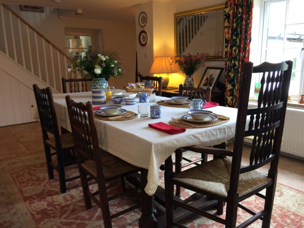 TheBBDirectory's tweet photo. πΏβ¨ Located near Dolton, Winkleigh, Meadowland Farm offers high-quality B&B accommodation in the stunning Torridge Valley, overlooking the river.
https://t.co/2Y1h214Pu3
#BandB #TarkaTrail #Dolton #Winkleigh #Devon #Family #ExploreDevon #Farmhouse #Accommodation #WarmWelcome https://t.co/9MSlbCKeOA