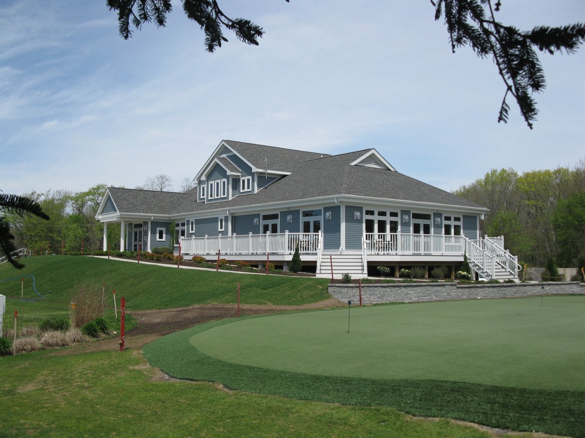 #TBT: In 2010 we completed a new clubhouse for <a href="/linksatmassgolf/">Links at Mass Golf</a> in Norton, MA. Designed by KFP Architects, the 2-story facility includes a large  dining/function room, pantry &amp; food service area, reception, pro shop, offices, maintenance/storage space and large wrap-around deck.
