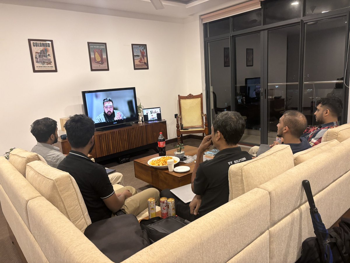 FlutterCMB's tweet image. Flutter Talks: Edition 1 is happening! It’s our coziest event yet! We’re so excited to see the Flutter community in Colombo, Sri Lanka grow 😍 !
#flutter