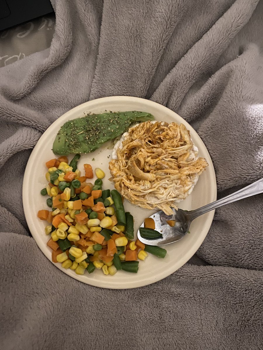 Skinny_Cey's tweet photo. A few meals from this week for inspo ❤️(I’m a creature of habit)
#mealspo #edtwt https://t.co/NxiSalmsIb