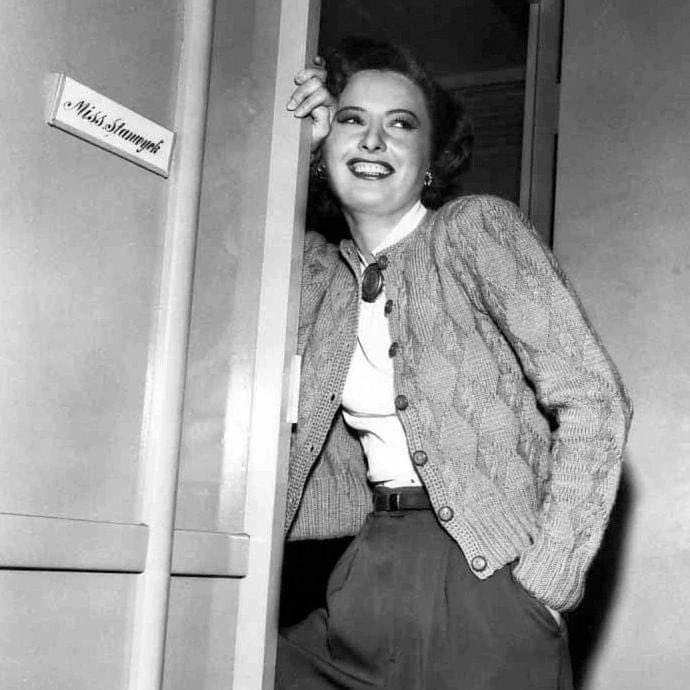 Stany beaming!! She’s looking playful this Thursday ! #BarbaraStanwyck
