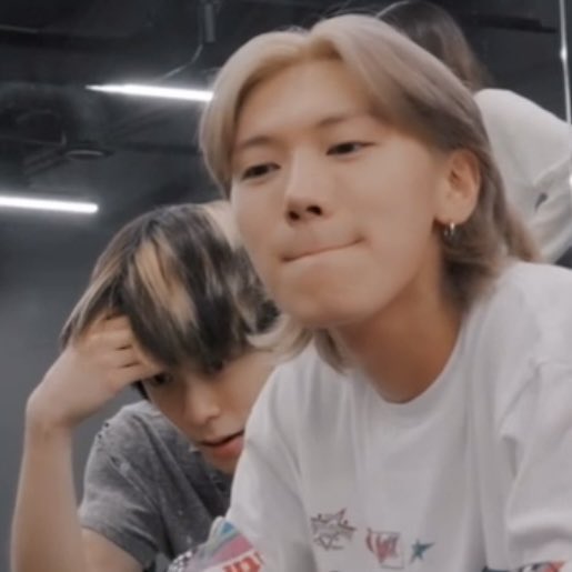 ตัวไหนล่ะวะเทอ