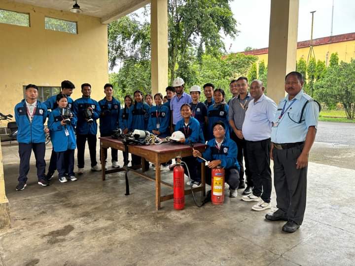 NEEPCOLtd's tweet image. Students of Masters in Police Administration and Strategic Management, Rastriya Raksha University, Pasighat Campus visited AGBPS on a study tour #studytour
#practicalknowledge #KnowledgeIsPower #duty #patriotism @ntpclimited @MinOfPower