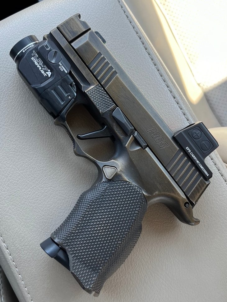 @KekChoosen @HeavilyRecruitd @thereal_SnS A semiauto. Every. Single. Time.
✅️Low recoil.
✅️Easy trigger pull.
✅️2-3× Ammunition capacity.
✅️Quick reloads.
✅️Available drop-in optic.