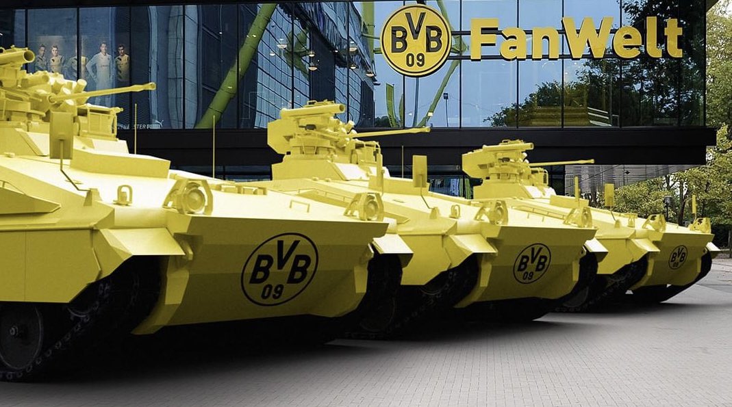 Sehr geehrter Hans-Joachim Watzke,

Der neue Rheinmetall-BVB-Sponsoring-Deal schlägt sehr hohle Wellen. Und das völlig zurecht. Es ist einer der skandalösesten Deals in der Geschichte des deutschen Fußballs. 

Fans in ganz Deutschland sind geschockt. Sowohl BVB-Fans als auch Fans