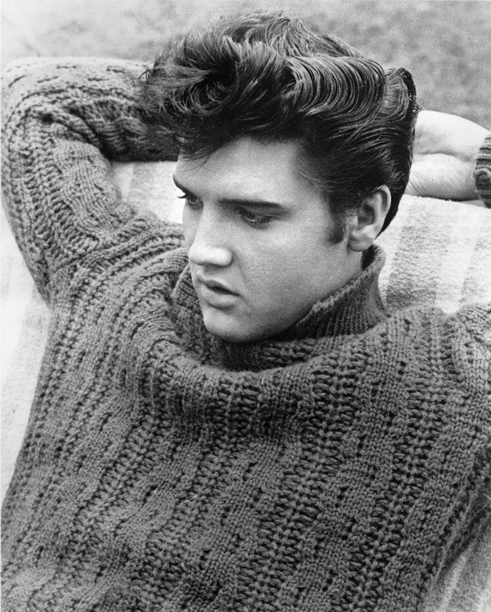 Elvis Repressedly #FamouslyContained