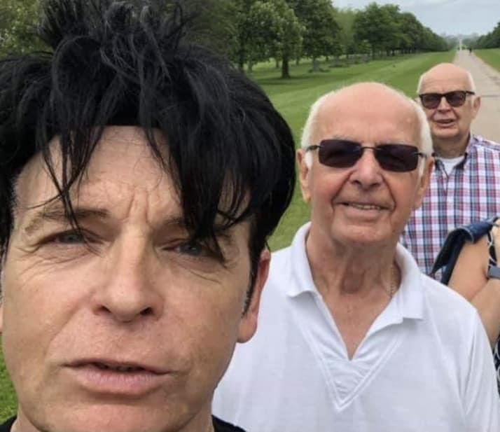 1st photo: Gary Numan & drummer Jess Lidyard of Tubeway Army. 2nd photo: Gary Numan, his dad and Uncle George (AKA: Jess Lidyard).
#tubewayarmy #garynuman
#beggarsbanquet #newwave
#synthpop #rockmusic