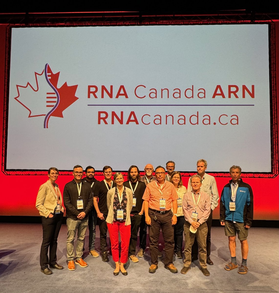 The <a href="/RNACanadaC2R2/">RNA Canada|Canadian Consortium of RNA Researchers</a> delegation <a href="/RNASociety/">The RNA Society</a> #RNA24. Representing 🇨🇦 in 🏴󠁧󠁢󠁳󠁣󠁴󠁿!