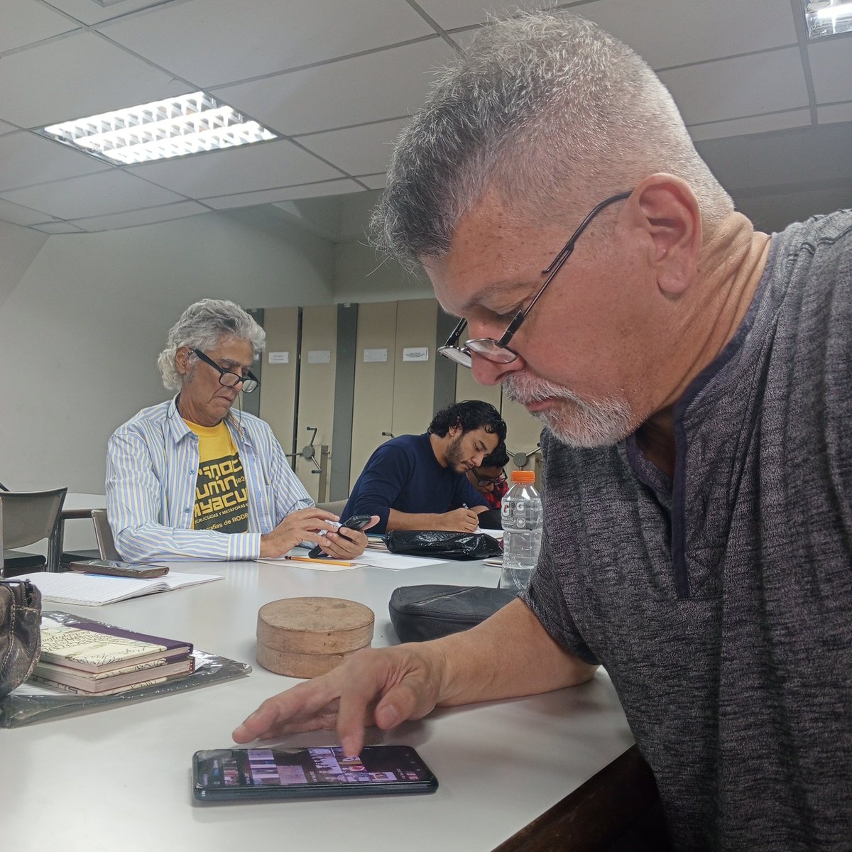 GuarenasEs_'s tweet image. Momentos de clases en el museo de  #BellasArtes un ecosistema lleno de mucha sabiduría.

#Blockchainn #Hive #web3
#Caracas #Venezuela