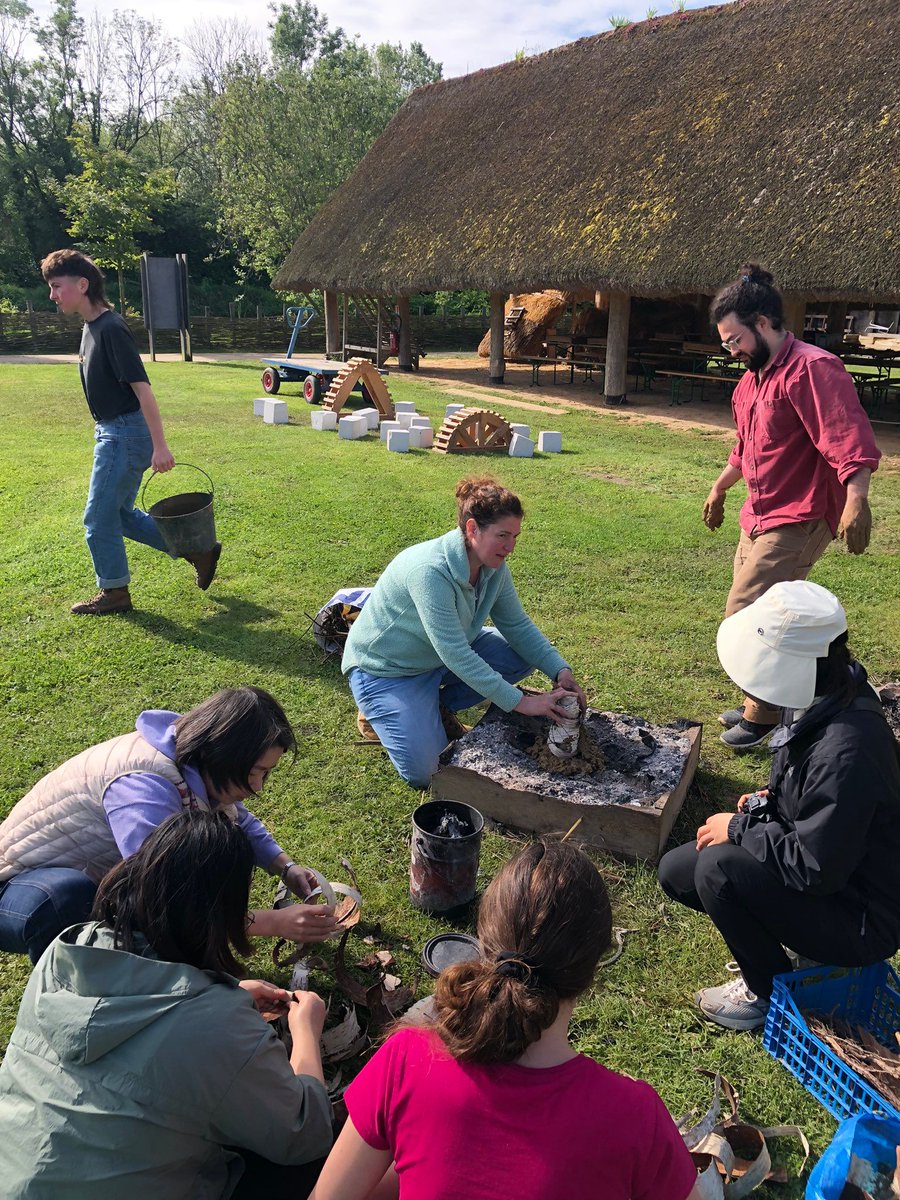 Sonja Tomasso and Marcel Schemmel are participating in the "Experimentation with Prehistoric Tools" workshop at Arkéos in Douai this week. Thanks to the <a href="/david_herisson/">David Hérisson</a> &amp; <a href="/AnTET_ArScAn/">AnTET</a> for the warm welcome and seamless organisation! #Prehistoricworkshop