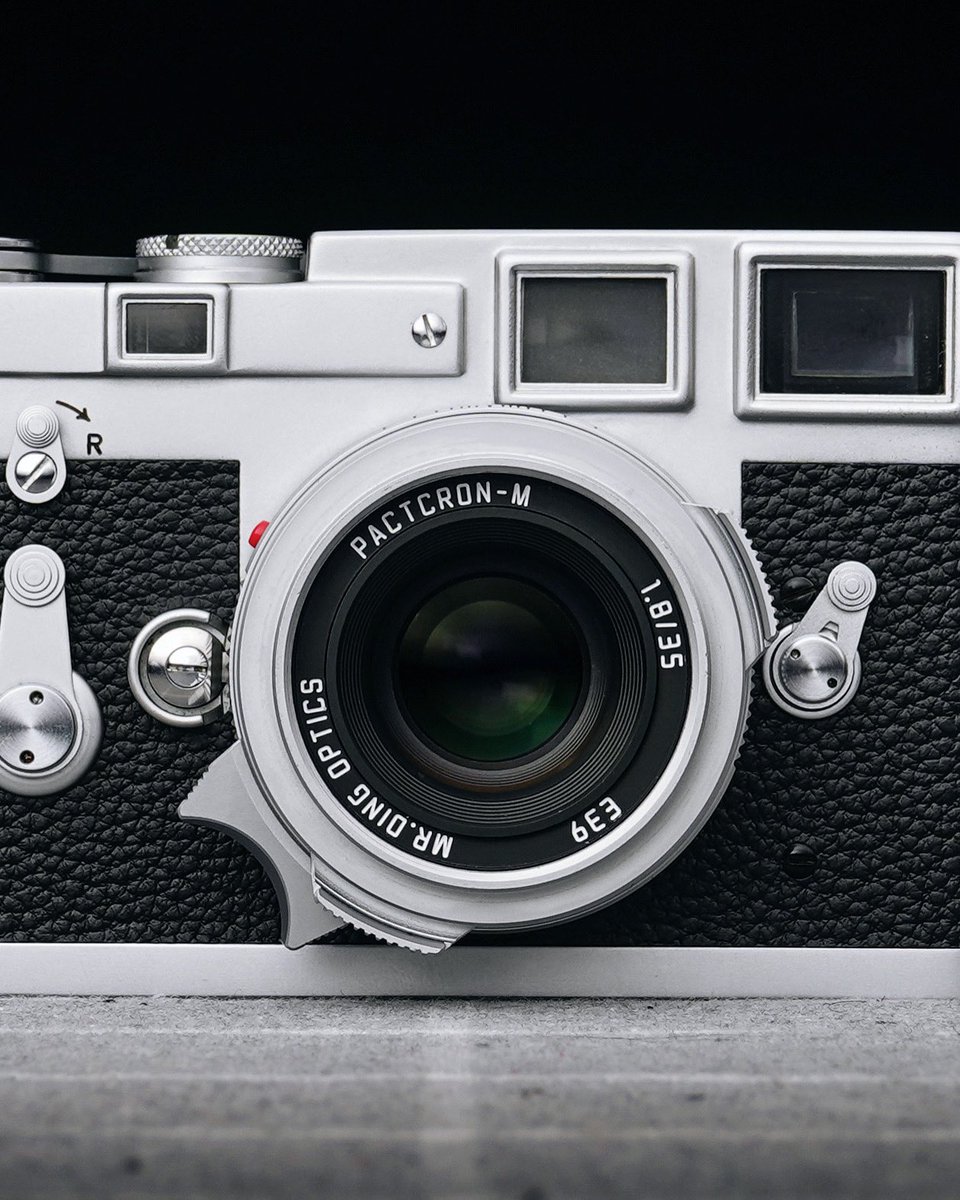 ShotenKobo's tweet photo. 夢があるのは周さんだけではない‼️
Mr.Ding PACTCRON-M 35mm f/1.8
世界最小35mm f/1.8スナップレンズを目指す~ 🏹 💪
#MRDING
#ミスターディング
#7枚玉
#summicron35mm
#7elements
#七枚玉 https://t.co/82rojFAtHe
