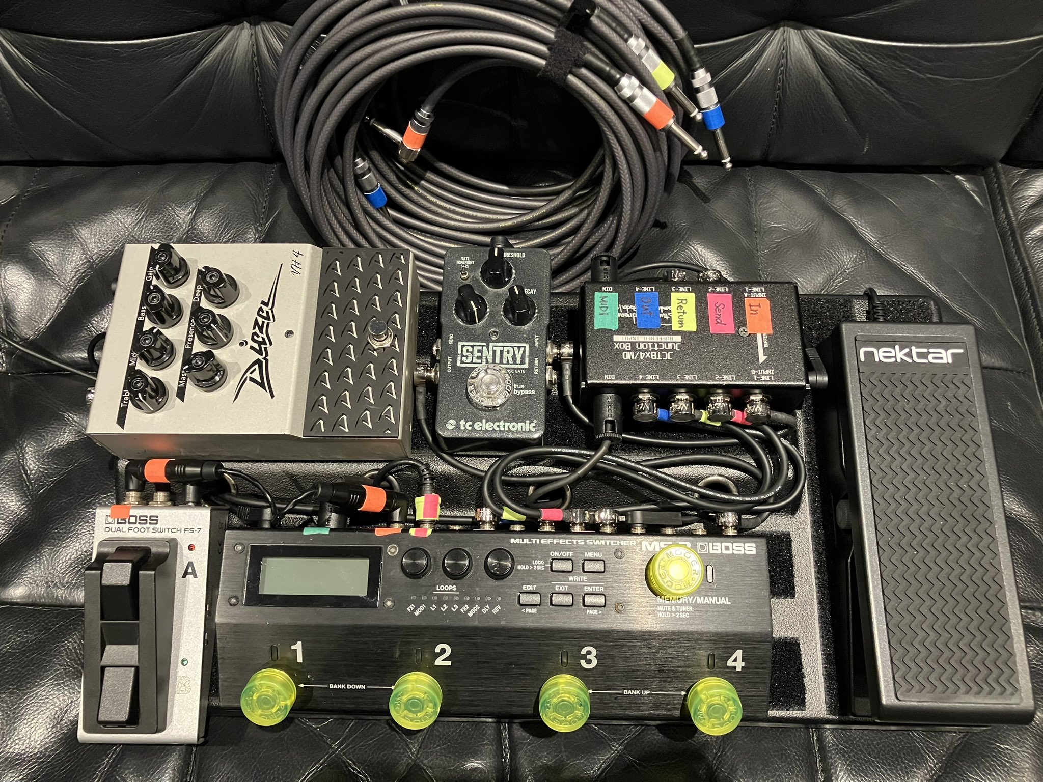BOSS MS-3(純正ケーブル付き) 41RXO3XhdkL._UF350,350_QL80_.jpg