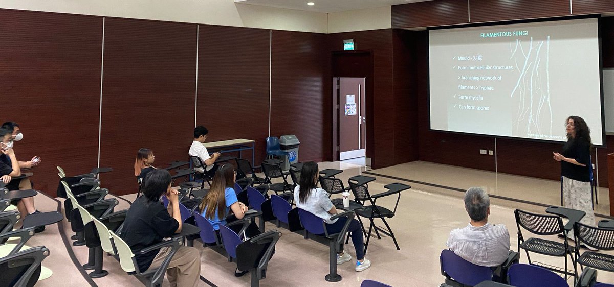 Marta Filipa Simões (@simoes_mf) on Twitter photo It was great to present a talk yesterday at the Research Seminar series for the Medical Sciences Division. Thanks for inviting me and thanks to all that attended! I hope you enjoyed the topic! 😊🔬🔭🍄🚀🪐🛸👽 #Fungi #Space #Astromycology <a href="/sklplanets/">Space Science Institute- SKLPlanets Macau</a> It was great to present a talk yesterday at the Research Seminar series for the Medical Sciences Division. Thanks for inviting me and thanks to all that attended! I hope you enjoyed the topic! 😊🔬🔭🍄🚀🪐🛸👽 #Fungi #Space #Astromycology <a href="/sklplanets/">Space Science Institute- SKLPlanets Macau</a>