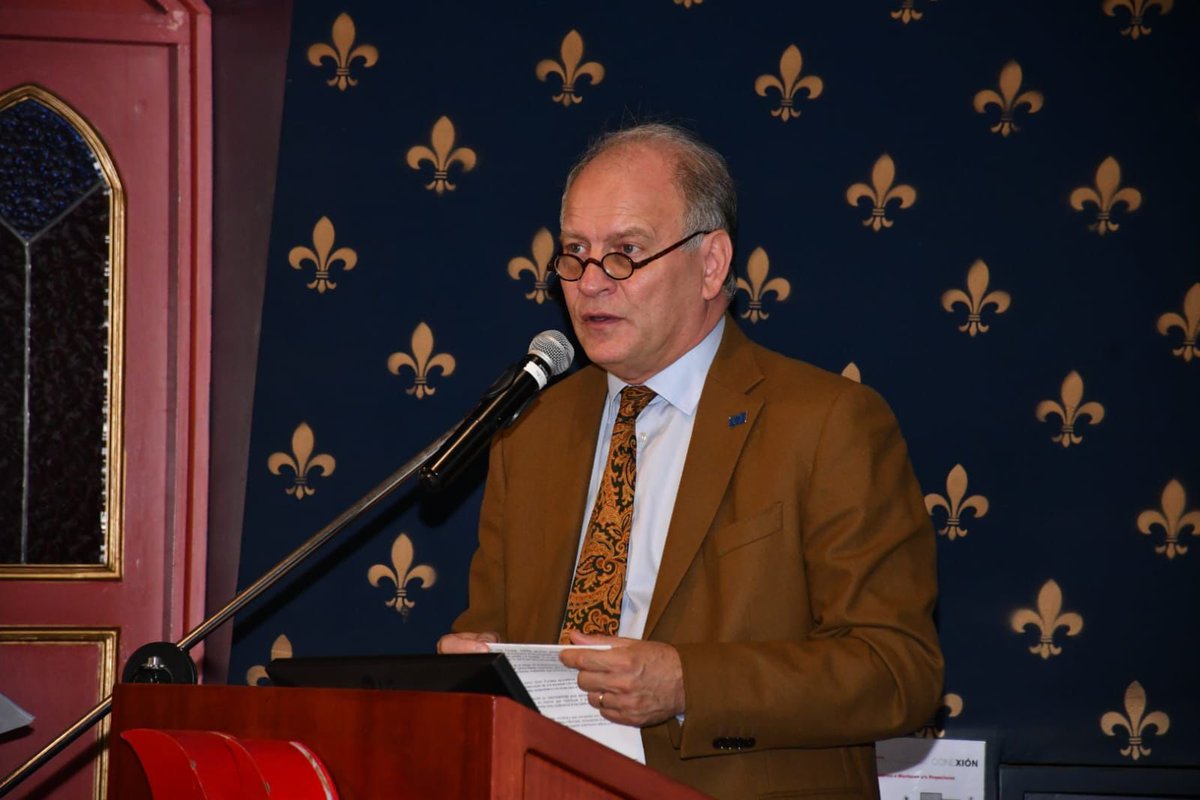 Los periodistas y comunicadores asistieron al Taller de Biodiversidad y Bioeconomía, organizado por la <a href="/Afd_es/">Agence française de développement Amérique Latine</a> y <a href="/UEenEcuador/">UE en Ecuador 🇪🇺</a> con la ayuda y recepción de la <a href="/USFA/">USFA</a> y el <a href="/CEE_USFQ/">Centro de Estudios Europeos USFQ</a> de la <a href="/USFQ_Ecuador/">Universidad San Francisco de Quito</a>.