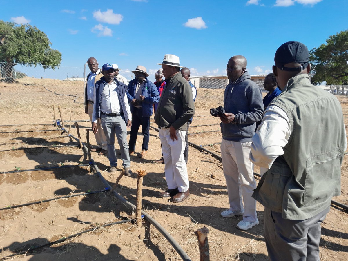 <a href="/MoLAFWRD_Zim/">MinofLands,Agric,Fisheries,Water&Rural Development</a> minister Dr AJ Masuka touring Makumimavi School Business Unit before it was commissioned by HE President <a href="/edmnangagwa/">President of Zimbabwe</a> in Chivhu, Mash East.