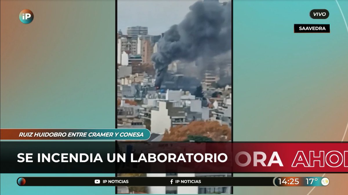 #AHORA 🔴Saavedra: feroz incendio en un laboratorio.