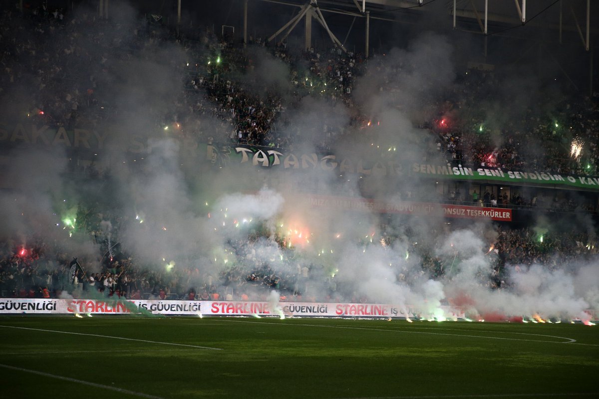 Sakaryaspor tribünleri.🔥