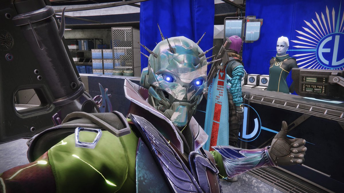 Kontayes's tweet photo. Showed my friend where she could spend her money, what should she buy first?
#destiny2 #hunter #eververse https://t.co/lpMTP6Hczd