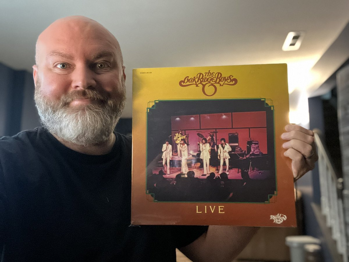 Just arrived - a SEALED copy of the @oakridgeboys 1977 “Live” album, recorded just before their big country break. This album won them a Grammy for their performance of “Just A Little Talk With Jesus.”