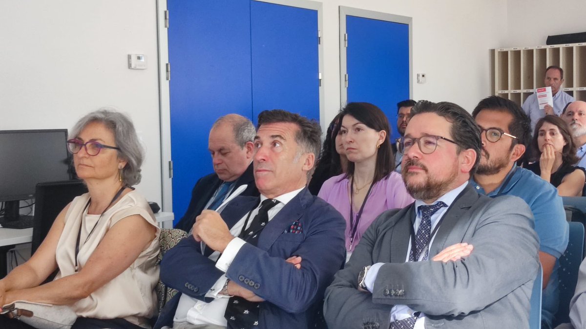 Curro Blanco (@curro_blanco) on Twitter photo Primera jornada de mañana con charlas teórico-prácticas por parte de los Dres <a href="/AlbertoIsla1/">Alberto Isla</a> <a href="/ramia34/">Jose Manuel Ramia</a> <a href="/JoseRoschow/">Alioska Roschow</a> y <a href="/laparostato/">Laparostato⚕️🩺👨⚕️</a> en el Curso <a href="/LATESTCourse/">The LATEST Bileduct Exploration Course 2024</a> con la sala llena
#SomosCAUSA #SomosSACYL #ServicioDeCirugiaGeneral Primera jornada de mañana con charlas teórico-prácticas por parte de los Dres <a href="/AlbertoIsla1/">Alberto Isla</a> <a href="/ramia34/">Jose Manuel Ramia</a> <a href="/JoseRoschow/">Alioska Roschow</a> y <a href="/laparostato/">Laparostato⚕️🩺👨⚕️</a> en el Curso <a href="/LATESTCourse/">The LATEST Bileduct Exploration Course 2024</a> con la sala llena
#SomosCAUSA #SomosSACYL #ServicioDeCirugiaGeneral