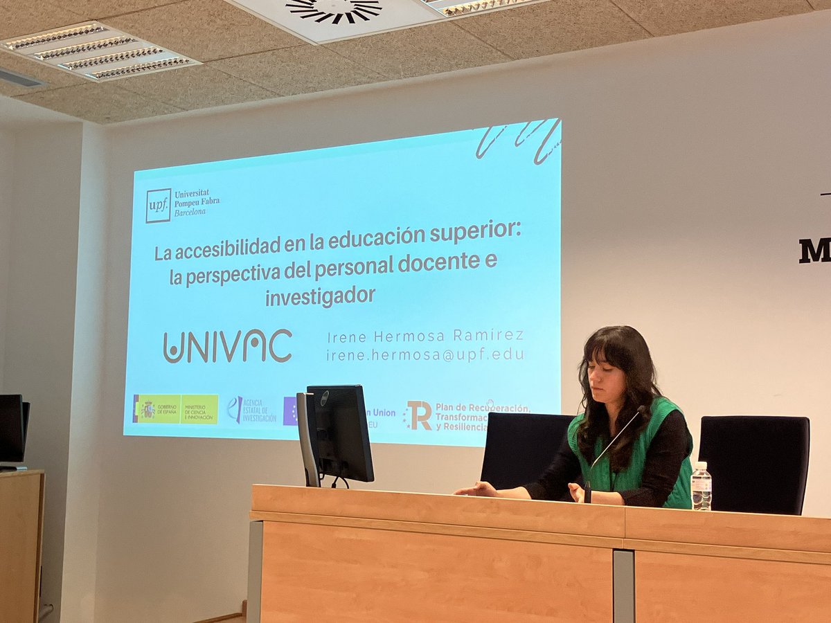 Segunda ponencia de @UNIVACproject, a cargo de @ireneheram, sobre la perspectiva del #PDI acerca de la #accesibilidad en la universidad.