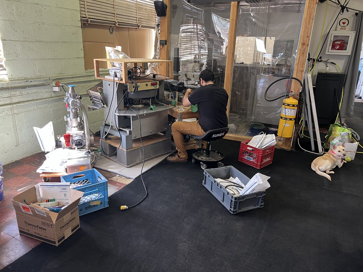 FalconSpaceLabs's tweet photo. The world’s most complex Overhuaser DNP Anti-Gravity System is now being installed at Falcon Space’s Hawthorne Lab.
By going down in frequency we hope to increase the effect by several orders of magnitude, increasing our SNR. https://t.co/dBP30lx6T6