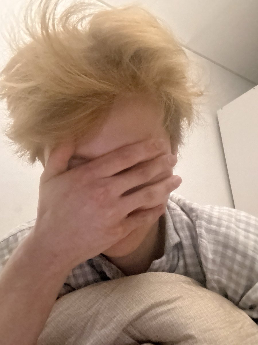 BesideWoong🌻 tweet media
