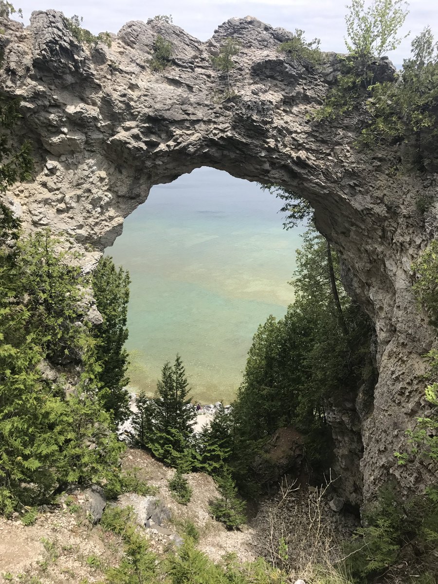 Stuart Hench tweet media