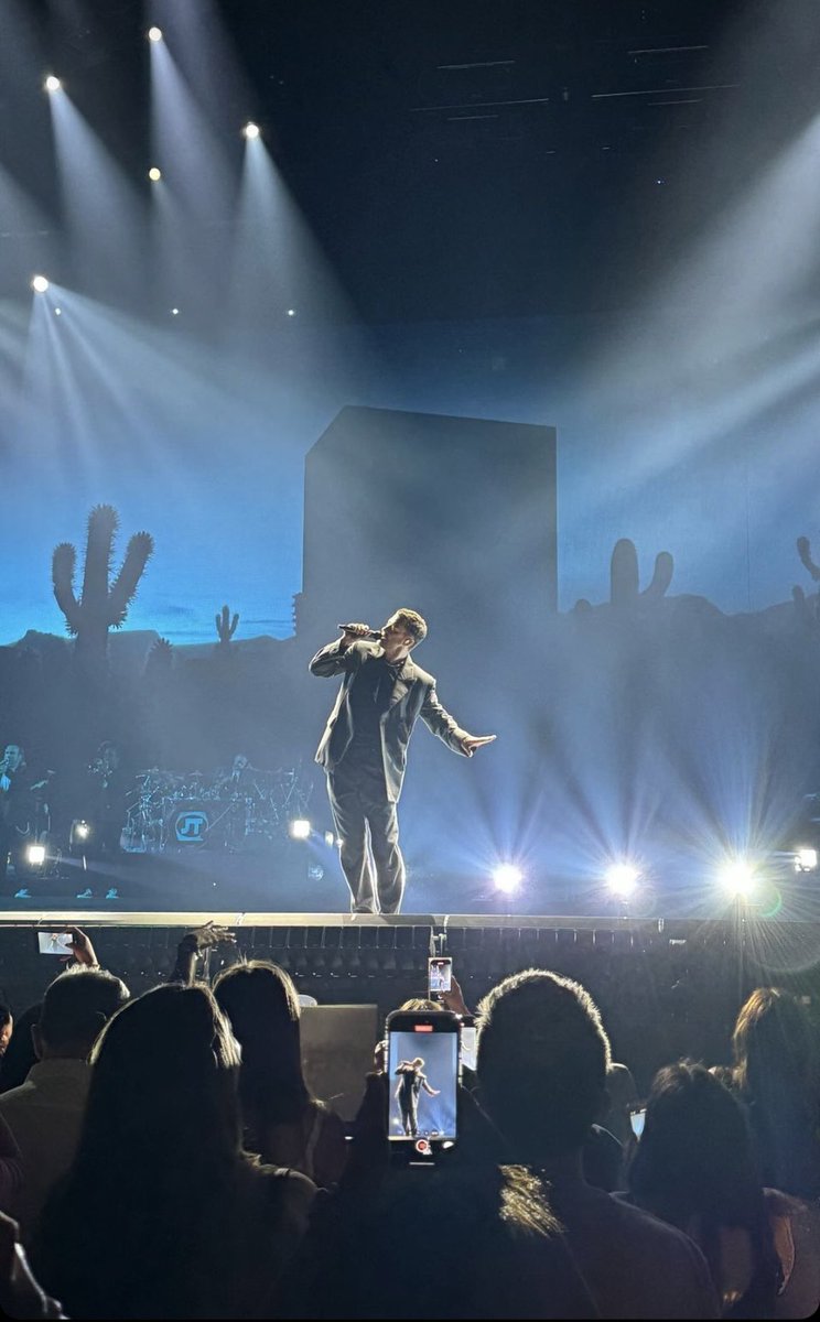 MrsKinESL tweet media