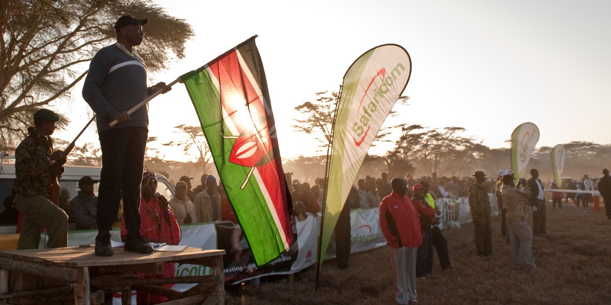 The countdown continues to celebrate #25YearsofImpact in one of the most unique marathons on the planet, bring on the 2024 #LewaSafariMarathon! 

This #ThrowbackThursday we are in 2009 👟💨

<a href="/tusk_org/">Tusk</a> @lewaconservancy @safaricomPLC <a href="/HuaweiKenya/">Huawei Kenya</a>