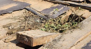 Mbarara city authorities close Katete bridge over damages-wp.me/p7FLkS-1dIz-