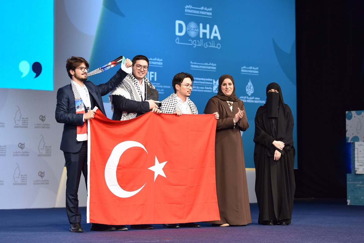 تحية إجلال لوصيف فئة AFL في البطولة الدولية السابعة لمناظرات الجامعات باللغة العربية 2024! 

🥈 جامعة السلطان محمد الفاتح 🇹🇷

 تألقت جهودكم كفريق.

 #مناظرات_قطر