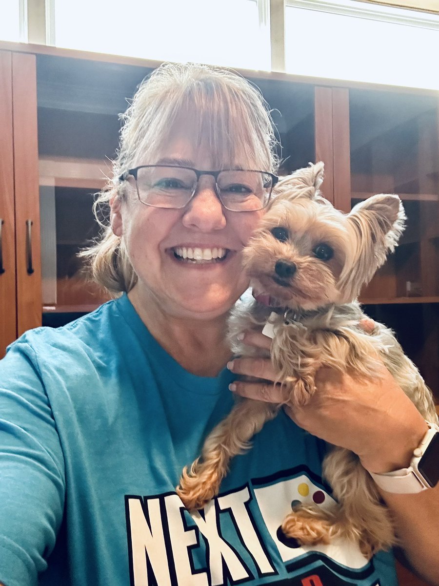 #fisdsummerschool
Teaching MS science with my assistant Sadie
